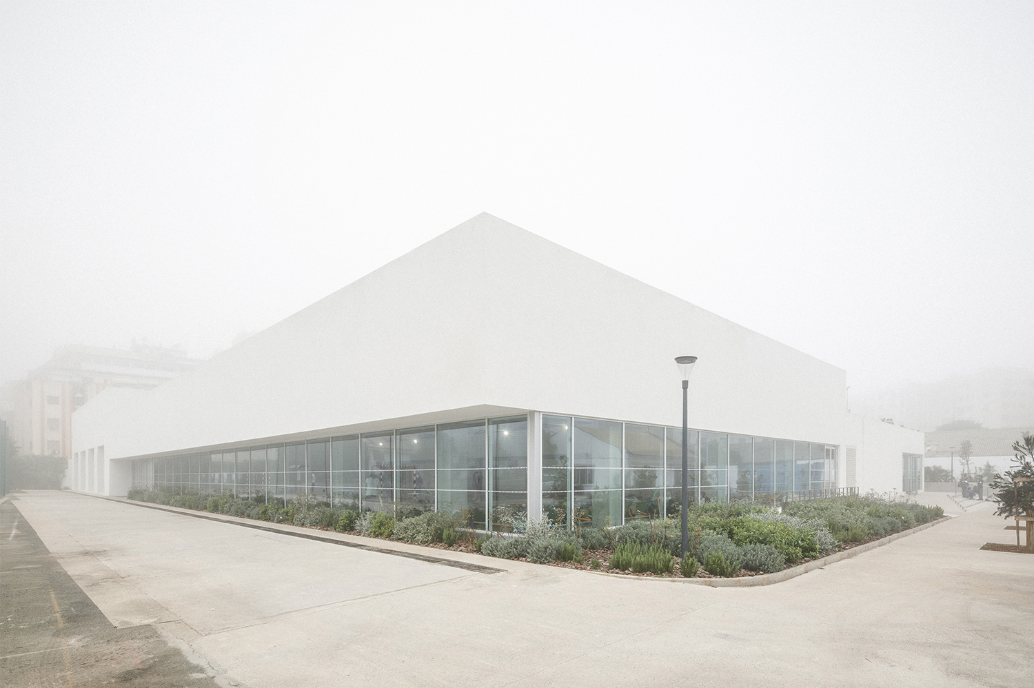 SALLE DE SPORTS COUVERTE LYCEE LYAUTEY CASABLANCA  DRISS KETTANI ARCHITECTE