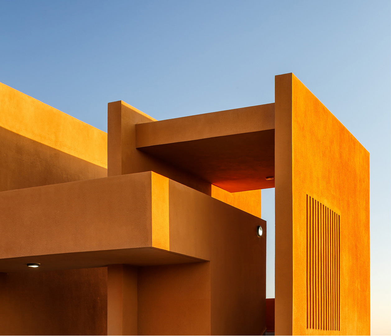 Ecole Supérieure de Technologie de Laâyoune  DRISS KETTANI ARCHITECTE